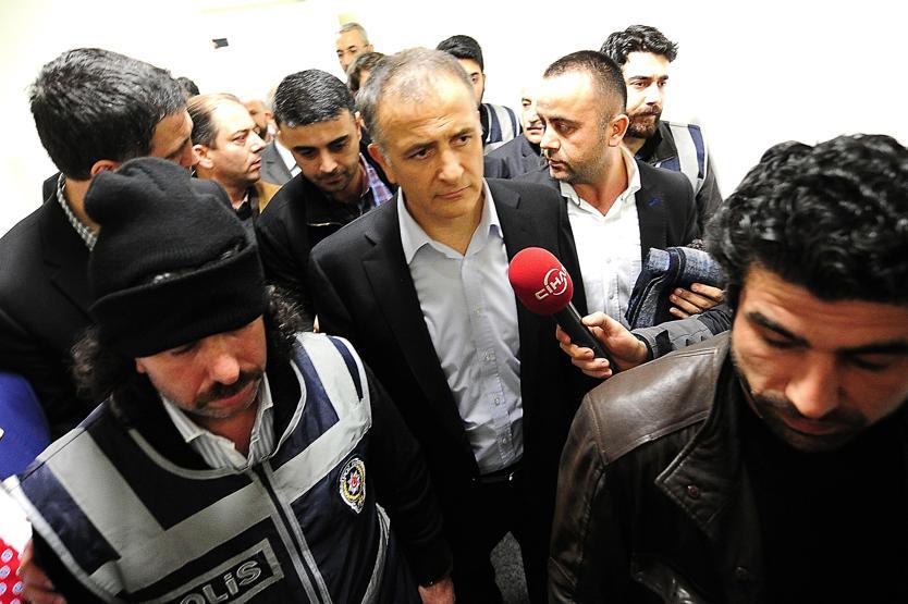 Ekrem Dumanlı böyle gözaltına alındı
