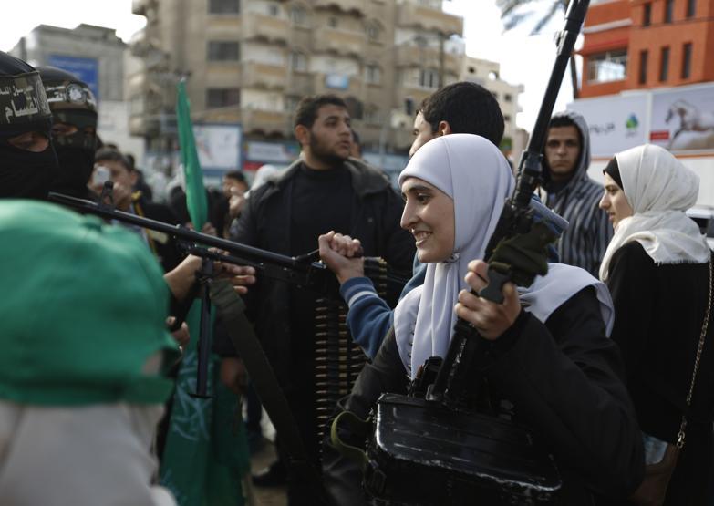 Hamas Gazzede 27. kuruluş yılını kutladı