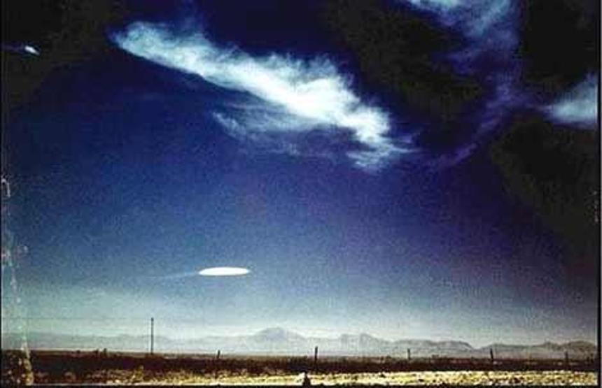 Yüzyılın en çok konuşulan UFO görüntüleri