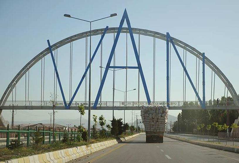 Trafikten objektife yansıyan ilginç fotoğraflar