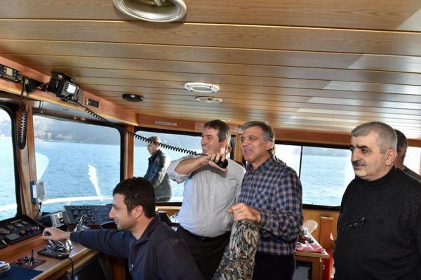 11. Cumhurbaşkanı Abdullah Gül balık avında