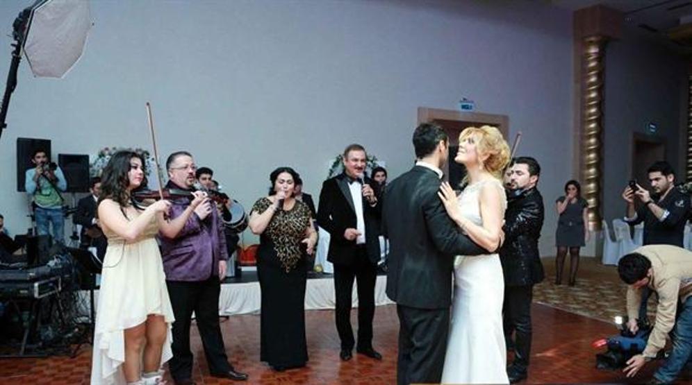 Doğuş Baküde düğün yaptı