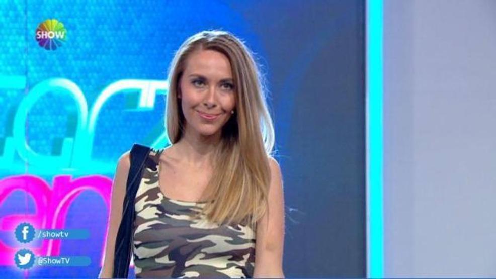 Özlem Özden: Tacı elinden alınmış Hülya Avşar gibi...