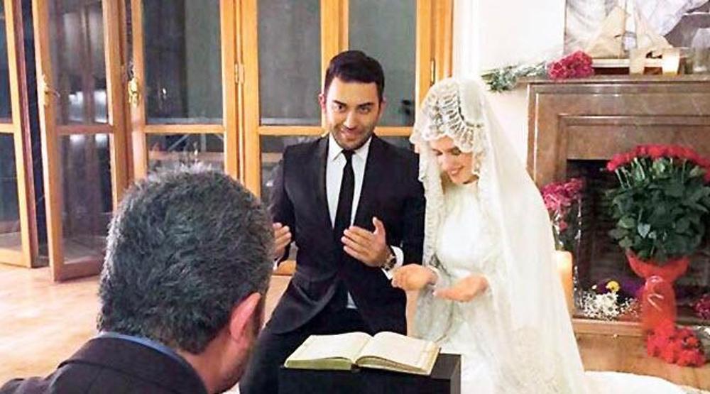 Wilma Elles, imam nikahı kıydırdı