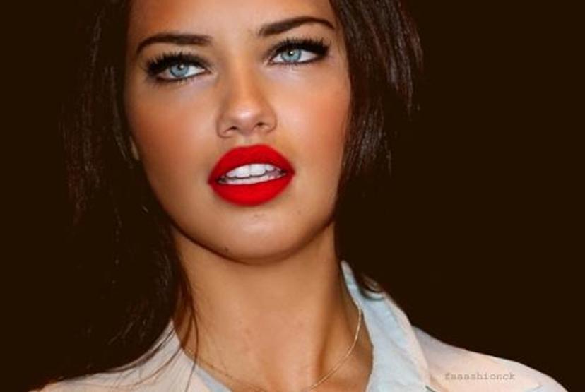 Adriana Lima Sivas Kangal aldı