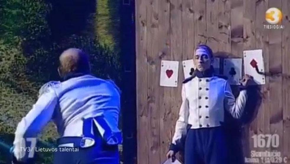 Santimetrelerle kurtardı...