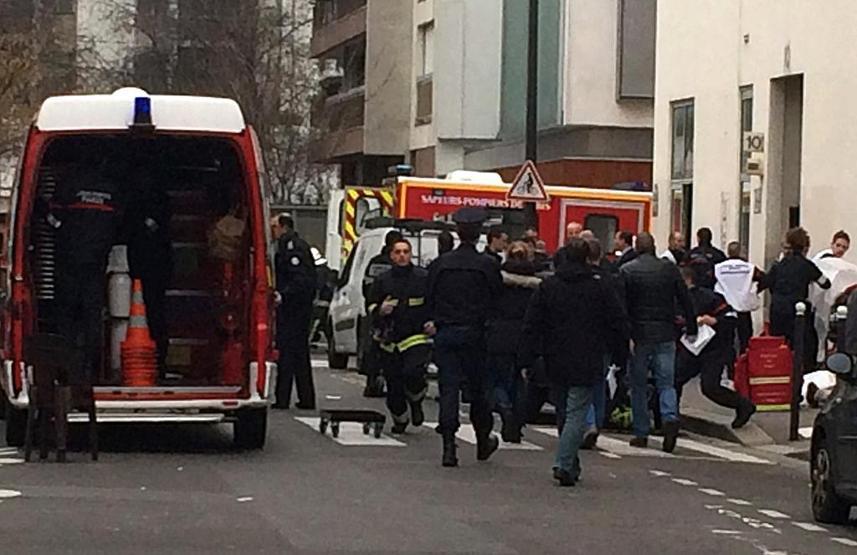 Pariste mizah dergisi Charlie Hebdoya silahlı saldırı