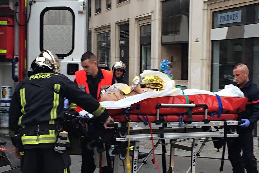 Pariste mizah dergisi Charlie Hebdoya silahlı saldırı