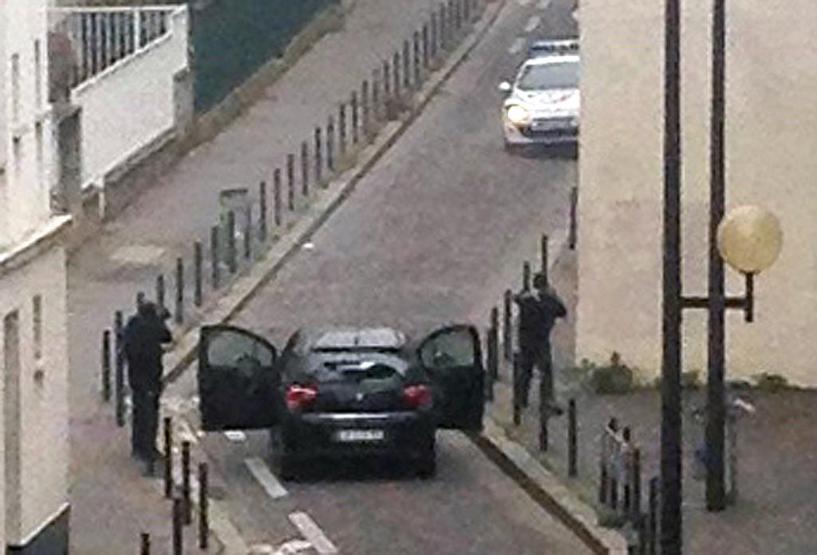 Pariste mizah dergisi Charlie Hebdoya silahlı saldırı