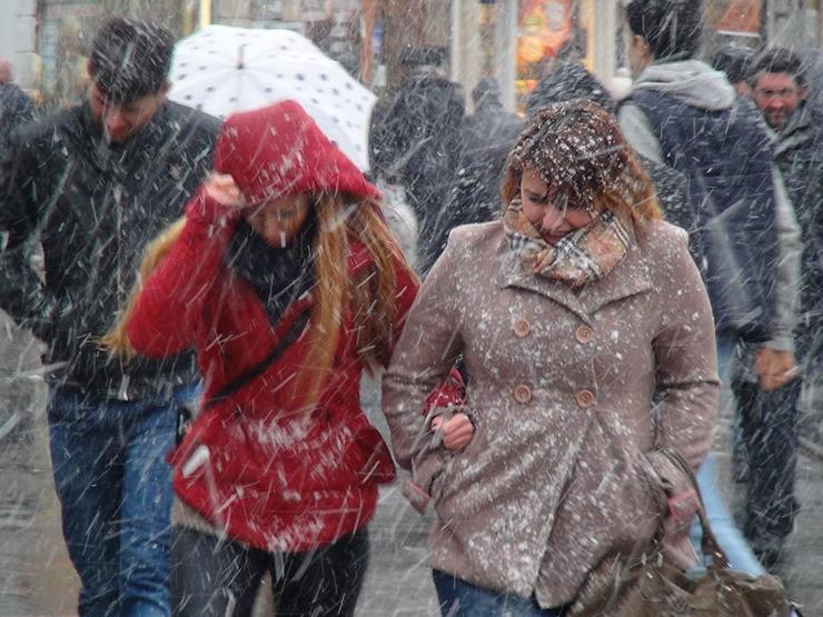 İstanbul buz kesti, sıcaklık eksi 9a düştü