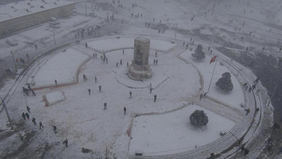 İstanbul buz kesti, sıcaklık eksi 9a düştü