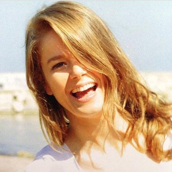 Burcu Biricik kimdir