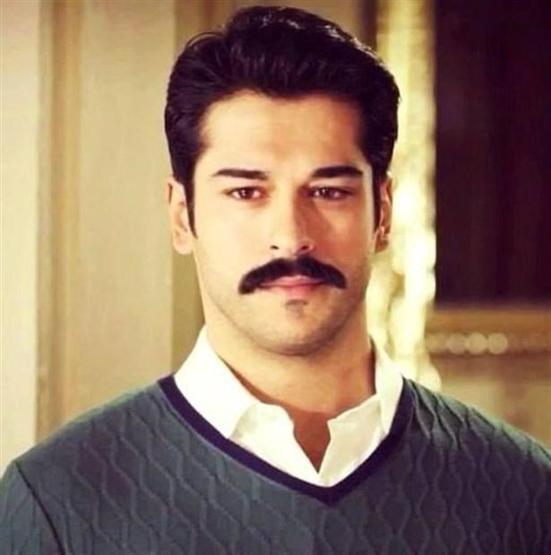 Burak Özçivitin yeni partneri belli oldu