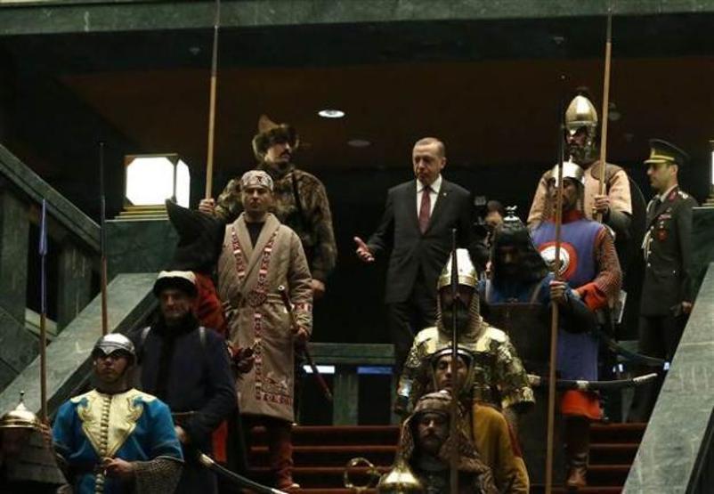 Saraydaki o fotoğraf için öneri askerden geldi