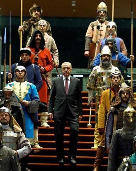 Saraydaki o fotoğraf için öneri askerden geldi