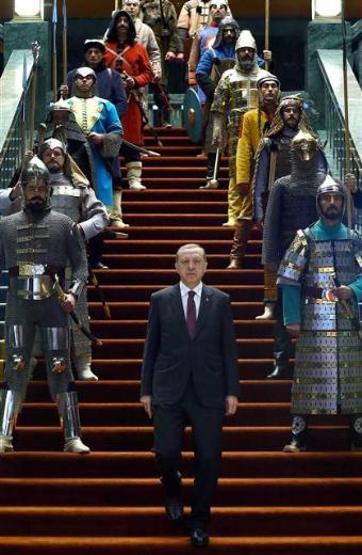 Saraydaki o fotoğraf için öneri askerden geldi