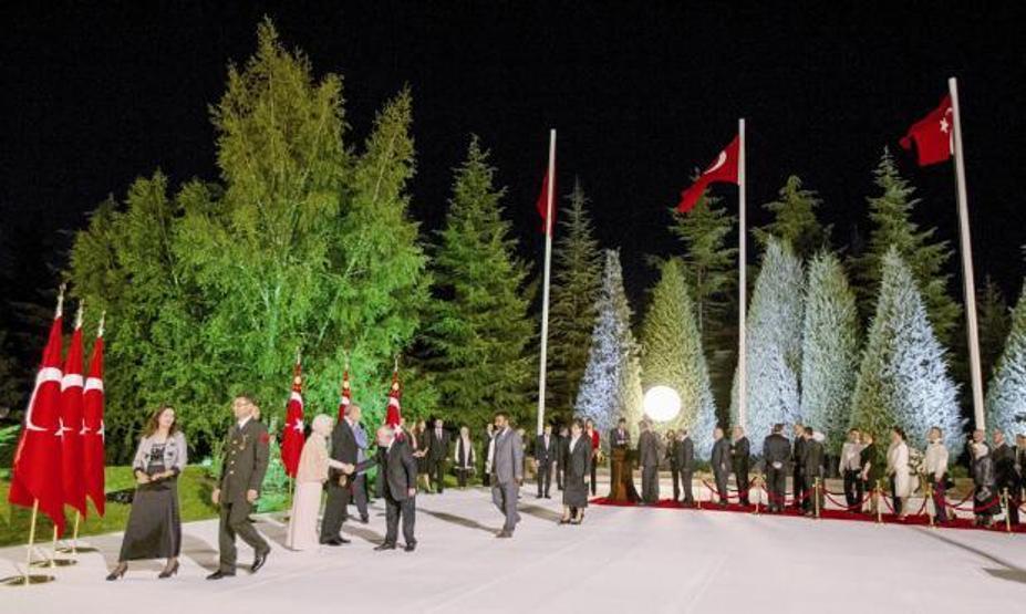 Saraydaki o fotoğraf için öneri askerden geldi