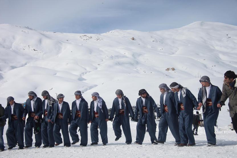 Hakkari dağları, snowboardla tanıştı