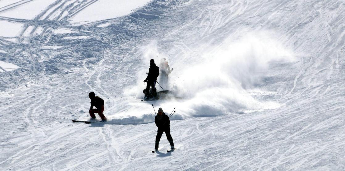 Hakkari dağları, snowboardla tanıştı