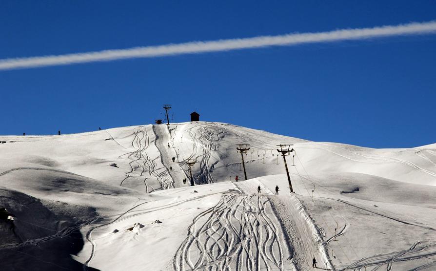 Hakkari dağları, snowboardla tanıştı