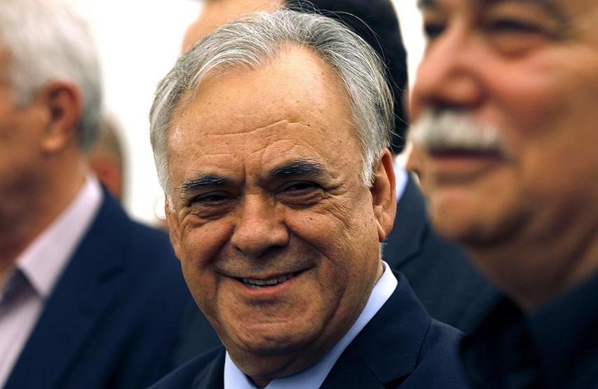 Yunanistanın rengarenk kabinesinin geçmişi vukuat dolu