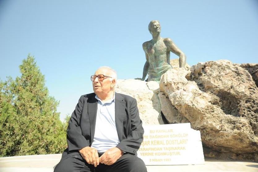 Fotoğraflarla Yaşar Kemalin hayatı