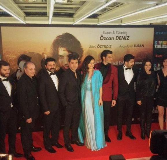 Sevimli Tehlike galasına ünlü akını
