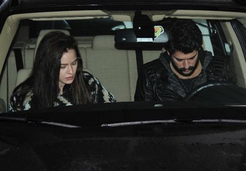 Fahriye Evcen ve Burak Özçivitten sürpriz
