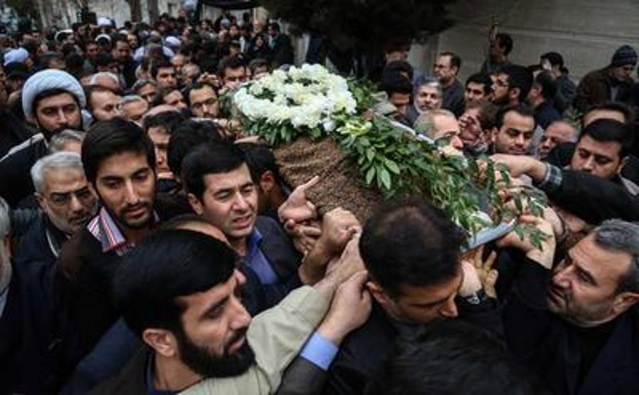 Ahmedinejad annesini kaybetti