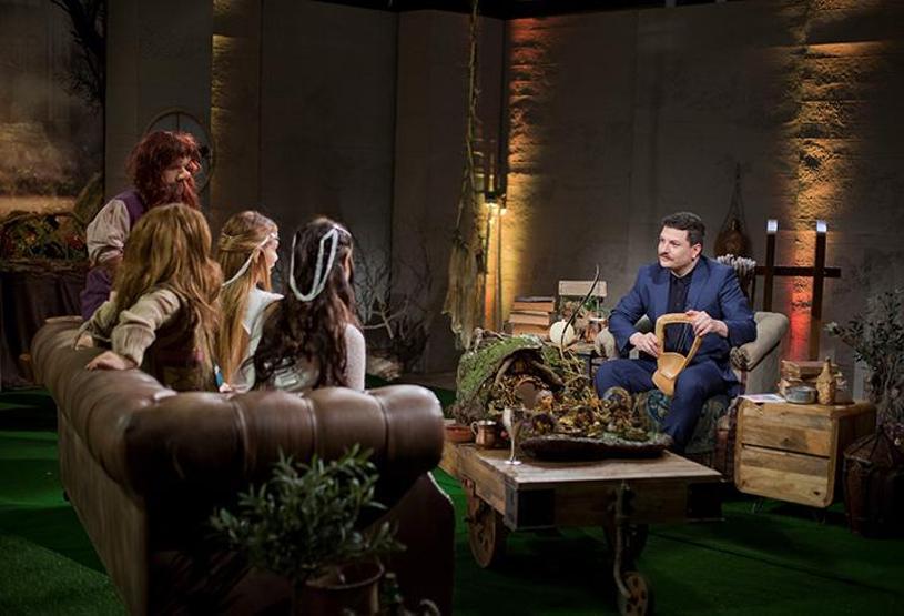 Nefise Karatay ve Gamze Özçelik “Elf” oldu