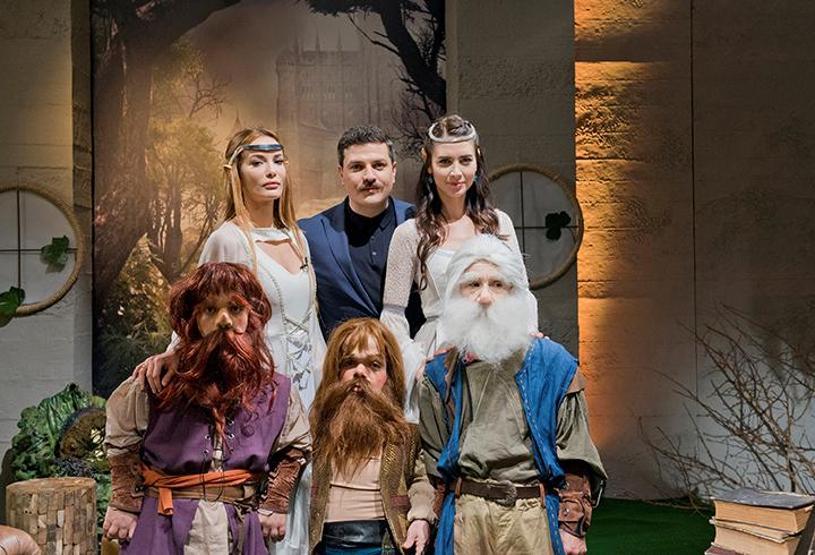 Nefise Karatay ve Gamze Özçelik “Elf” oldu