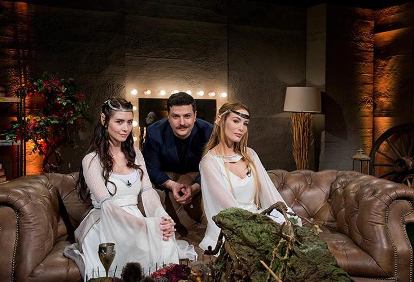 Nefise Karatay ve Gamze Özçelik “Elf” oldu