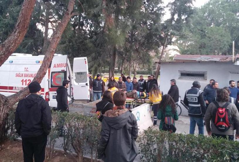 Üniversiteside kavga: 1 ölü