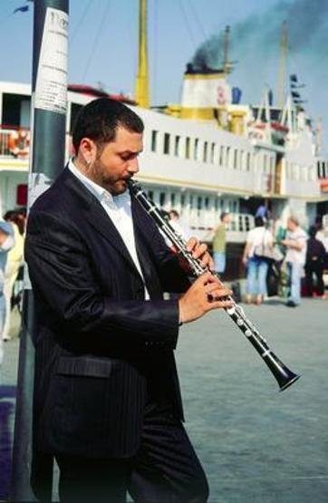 Tuğba Ekinci komşusuna kafa attı iddiası