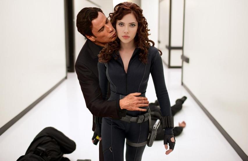 Dikkat John Travolta öpebilir