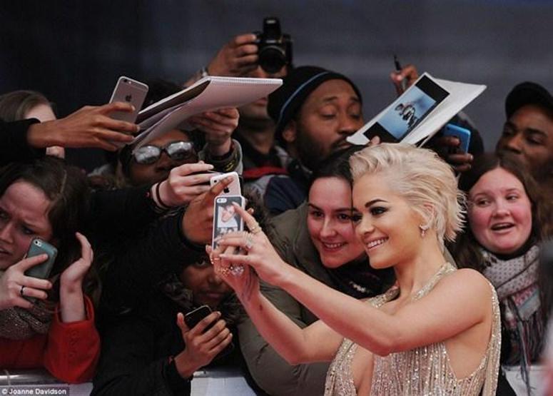 Brit Awards 2015te ödüller dağıtıldı