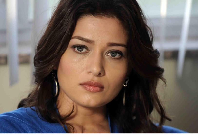 Nurgül Yeşilçay: Kılıbık olmayı öğretiyorum