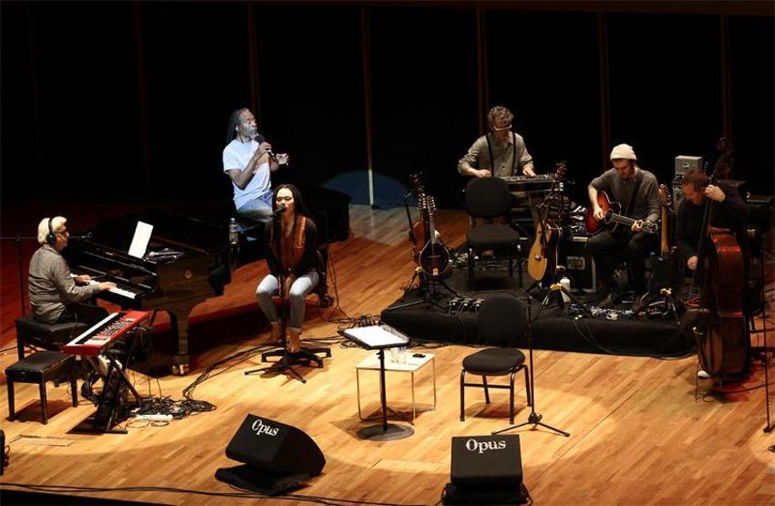 İzmirden Bobby McFerrin geçti