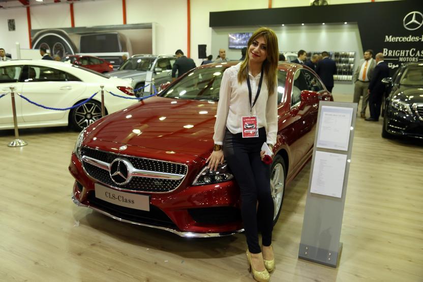 Irakta IŞİD tehdidi altında lüks otomobil fuarı