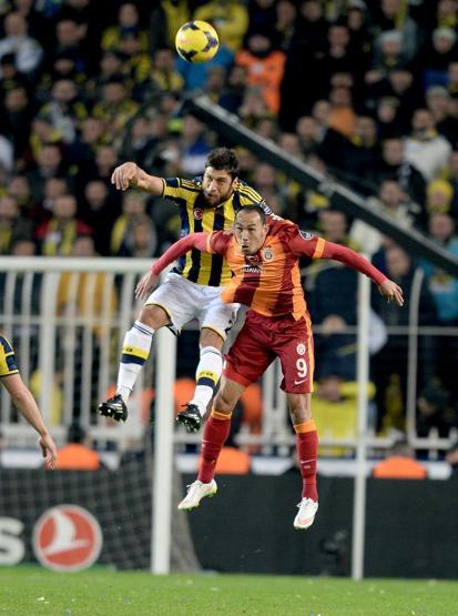 Dev derbiden çarpıcı kareler