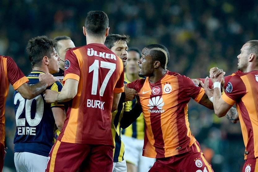 Dev derbiden çarpıcı kareler