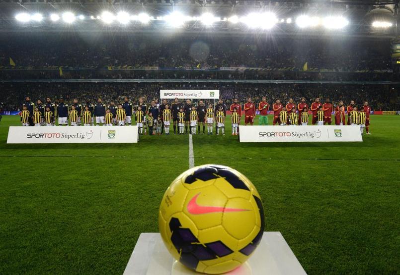 Derbi sonrası sosyal medya bunları konuşuyor