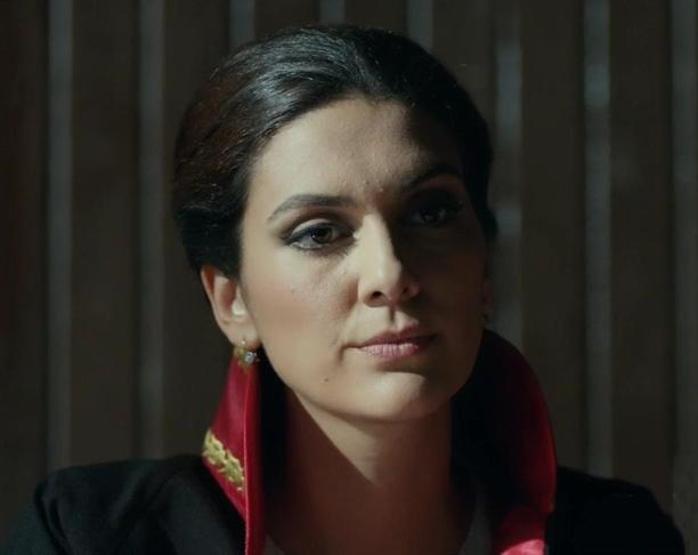 Bergüzar Korel: Adam olmak zor, erkek olmak kolay