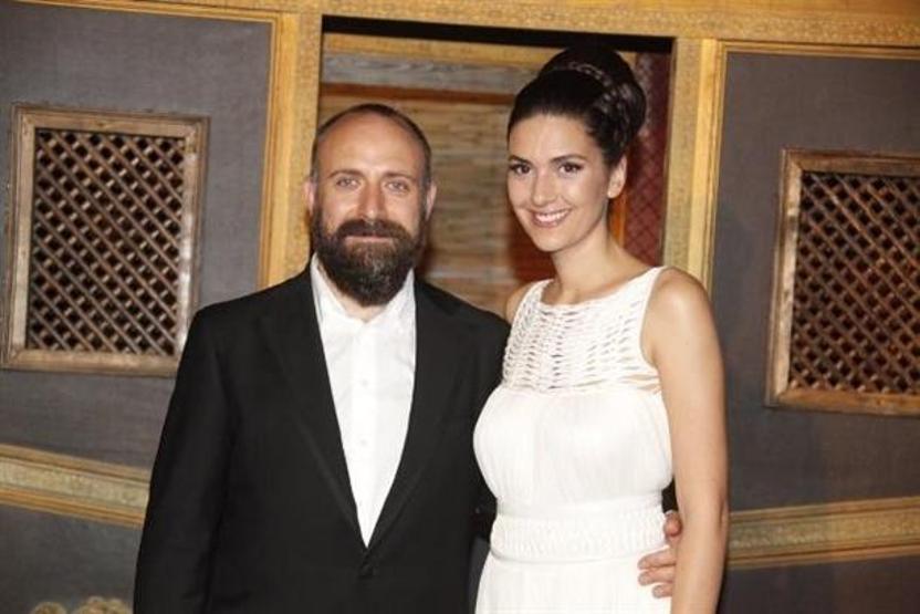 Bergüzar Korel: Adam olmak zor, erkek olmak kolay