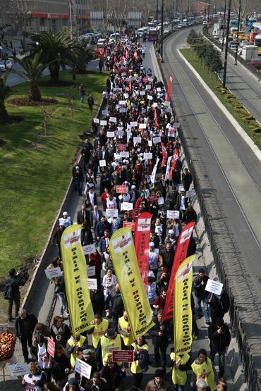 Sağlık çalışanları grevde