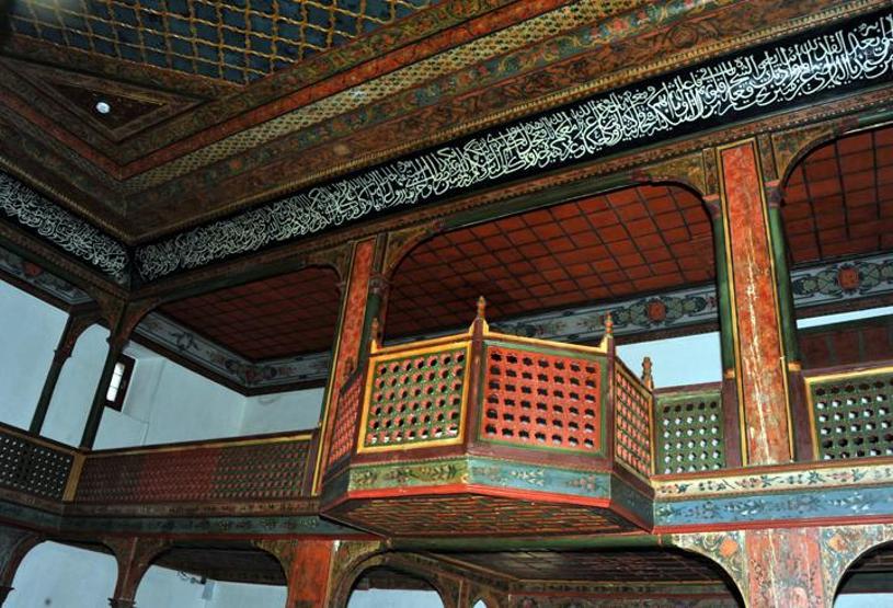 Çivisiz cami yıllara meydan okuyor