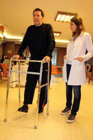 Yalçın Menteş: Bana eski eşim bakıyor kendimi suçlu hissediyorum