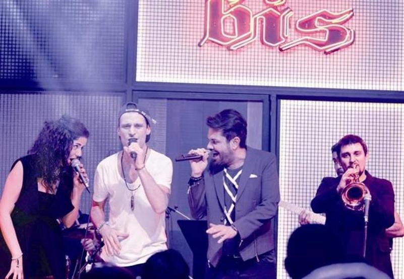 Kenan Doğulu ve Beren Saatten görkemli açılış