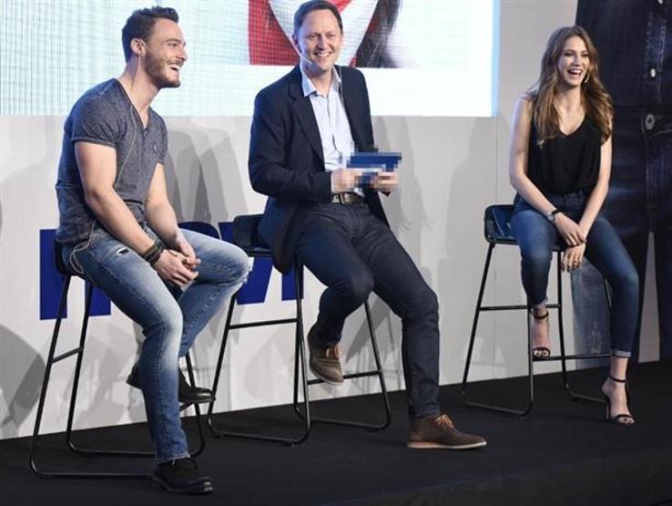 Serenay Sarıkaya: Kerem mükemmel bir erkek