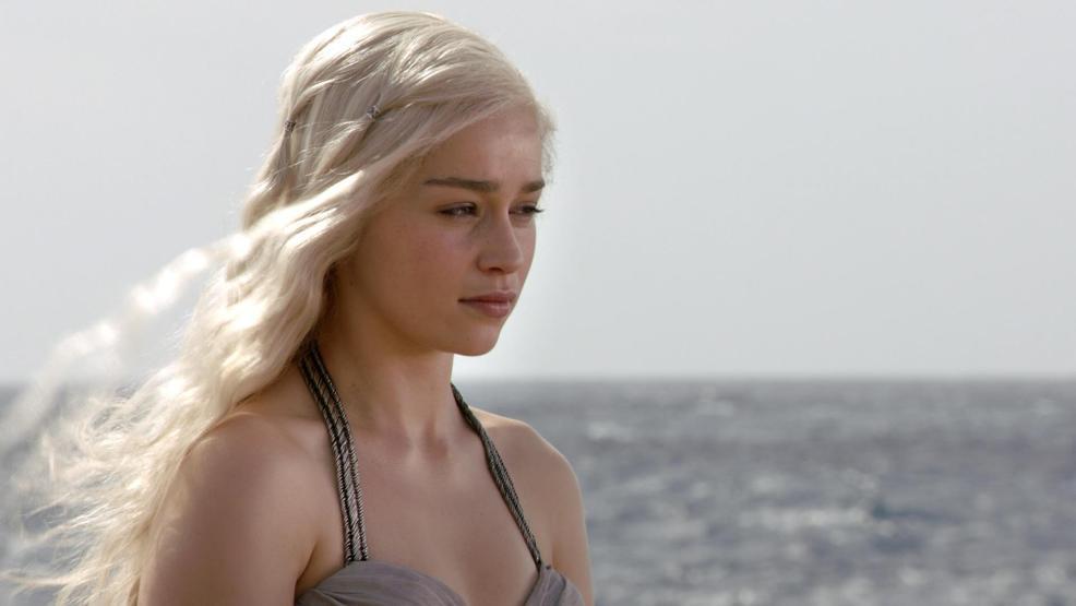 Game of Thronesun Khalessisi babasına diziyi izletmiyor